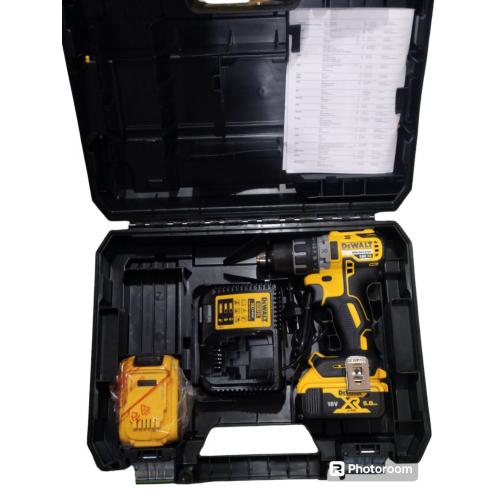 Шурупокрут ударний безщітковий DeWALT DCF921